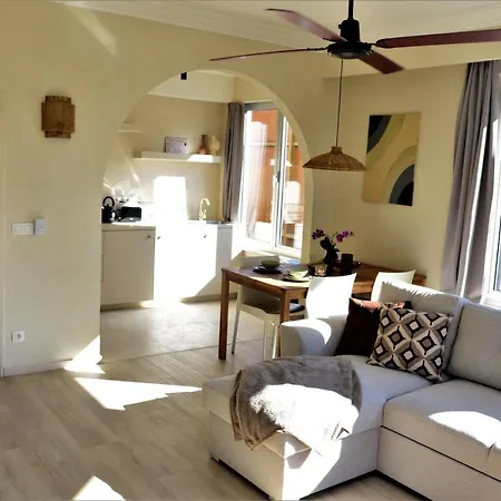 Holiday home Downtown Spacious 2bdr 2 *